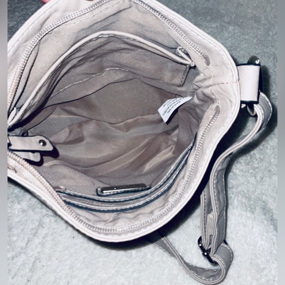 Ladies crossbody handbag - Picture 3 of 3